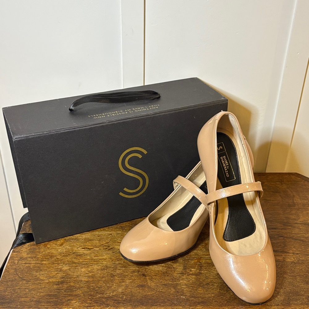 Elegant Blush Mary Jane Heels